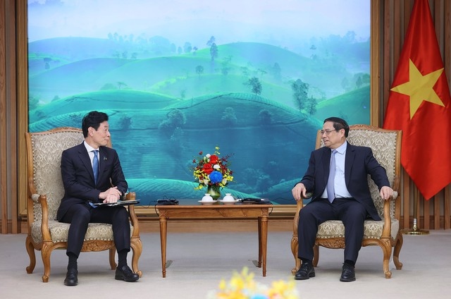 Vietnam and Japan boost cooperation in spearhead industries, suggests PM